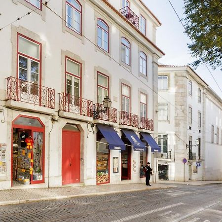 Update Urban Chic Flat In 19Th Century Building 2 Bedrooms & 2 Bathrooms & Ac Central Alfama District Lisboa Exteriör bild