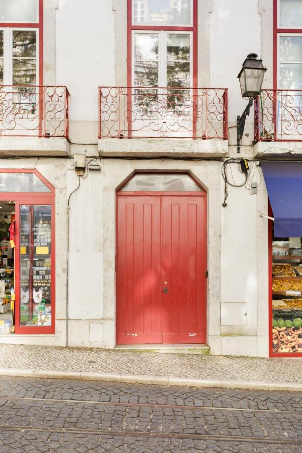 Update Urban Chic Flat In 19Th Century Building 2 Bedrooms & 2 Bathrooms & Ac Central Alfama District Lisboa Exteriör bild